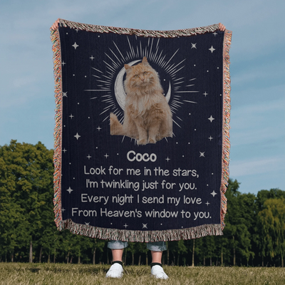 Personalized woven pet memorial blanket with cat photo, starry sky design, moonlight, and remembrance poem